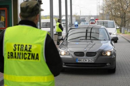 Польша вводит временный пограничный контроль на своих границах